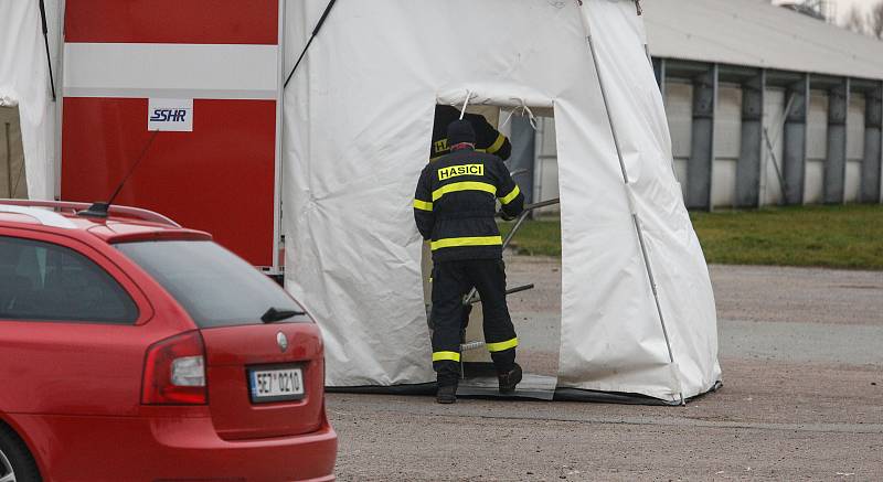 V Česku je druhé ohnisko ptačí chřipky. Nemoc se objevila v komerčním chovu Moras Moravany ve Slepoticích na Pardubicku.