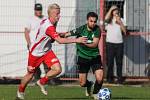 Utkání MOL CUPu mezi FK Pardubice (ve bíločerveném) a FK Jablonec (v zelenočerném) na hřišti pod Vinicí v Pardubicích.