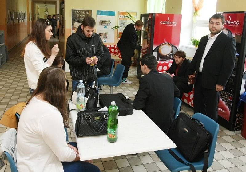 Maturanti na Střední odborné škole EDUCA Pardubice.