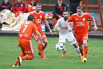 Z divizního fotbalového derby Živanice - Pardubice B (3:1). 