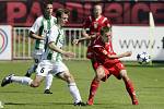 V utkání 2. kola ČFL mezi FK Pardubice a Chomutovem (6:3) viděli diváci na stadionu Pod Vinicí hned devět branek.