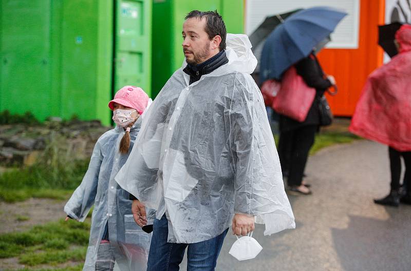 Východočeské divadlo uvedlo Tři veterány