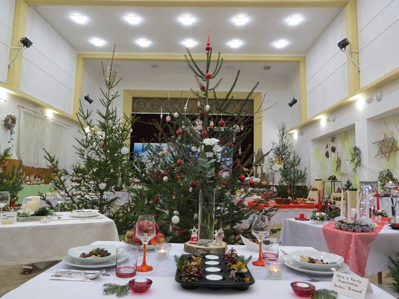 Vánoční výstava v Rovni.