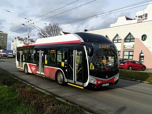 Pardubice koupí dalších osm trolejbusů Škoda 32Tr za 107 milionů korun.