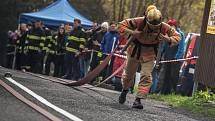 Jen nejtvrdší hasič přežije. Rozhledna Andrlův chlum viděla i letos extrémní sportovní výkony.