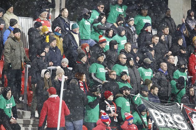 Divácká atmosféra v CFIG Areně byla skvělá. Ke smůle domácím fanouškům však Pardubice se Slavii prohrály.