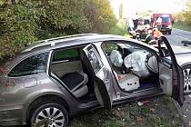 Nehoda dvou osobních aut u Holic, 15.10.2019