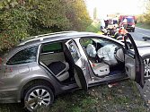 Nehoda dvou osobních aut u Holic, 15.10.2019