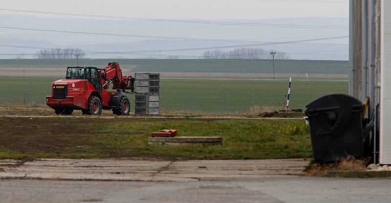 V Česku je druhé ohnisko ptačí chřipky. Nemoc se objevila v komerčním chovu Moras Moravany ve Slepoticích na Pardubicku.