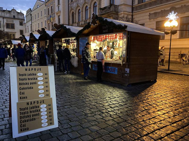 Adventní trhy v Pardubicích v roce 2022.