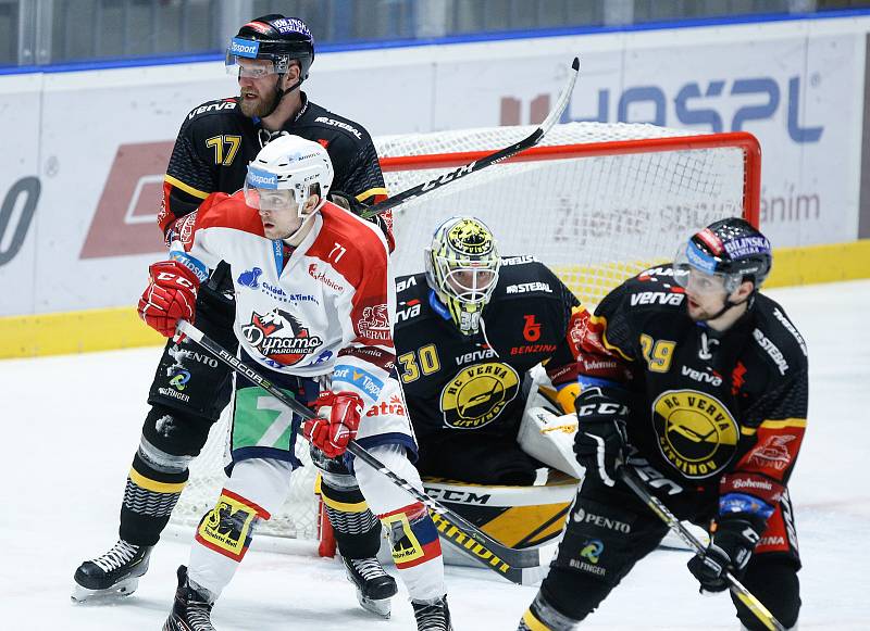 Hokejová extraliga: HC Dynamo Pardubice - HC Verva Litvínov.