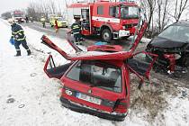 Nehoda u Ostřešan měla i přes snahu záchranářů smrtelné následky. 