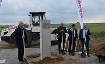 Začala stavba silnice v úseku Časy – Holice, bude sloužit i jako přivaděč
