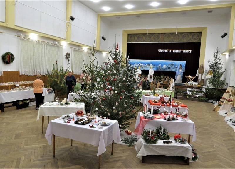 Vánoční výstava v Rovni.