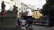 Pardubáci se mohli setkat s moderátory i herci z televize Prima. Vysílalo se z Pernštýnského náměstí.