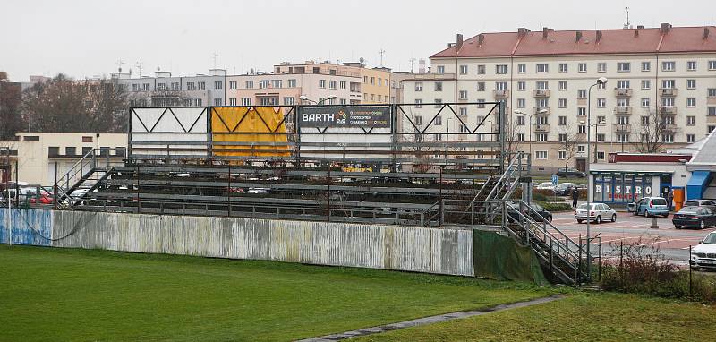 Fotbalové legendy podpořily výstavbu nového fotbalového stadionu v Pardubicích.