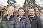 Trojice mužů z Osíku zachránila život svému sousedovi, kterého postihl těžký srdeční kolaps. Získali Cenu Michala Rabase za záchranu.