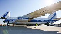 Na pardubickém letišti 1.4. přistál čtvrtý nákladní speciál Antonov An-124-100M Ruslan s dalším nákladem  zdravotnického materiálu a ochranných prostředků.