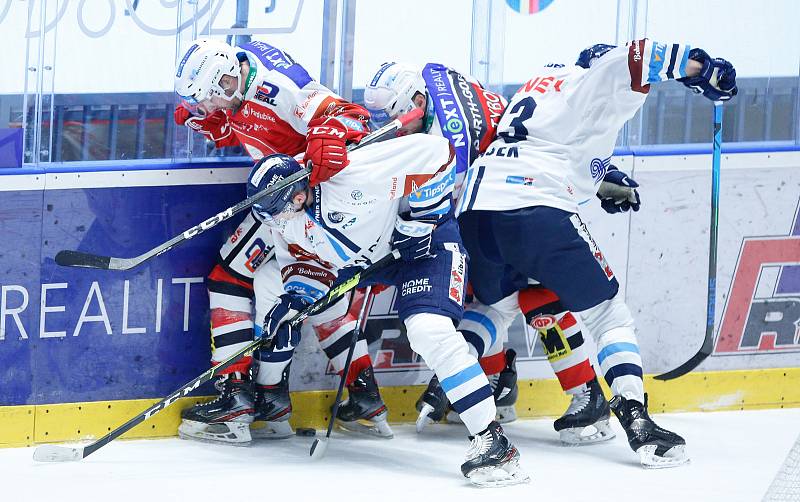 Hokejová extraliga: HC Dynamo Pardubice - Bílí Tygři Liberec.