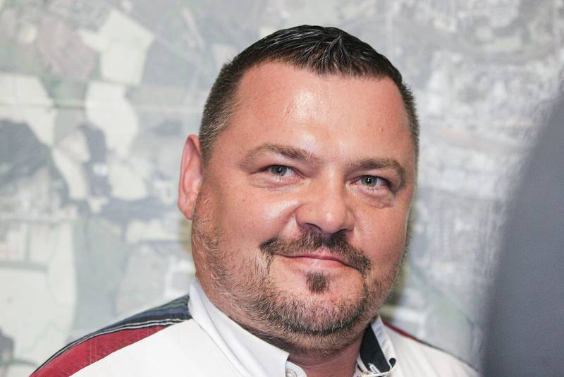 Pelikán Tomáš, Společně pro Pardubice, 47 let, ředitel Dopravního podniku Pardubice, Svítkov