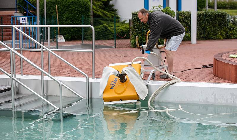 Přípravy na znovuotevření v Aquacentrum Pardubice