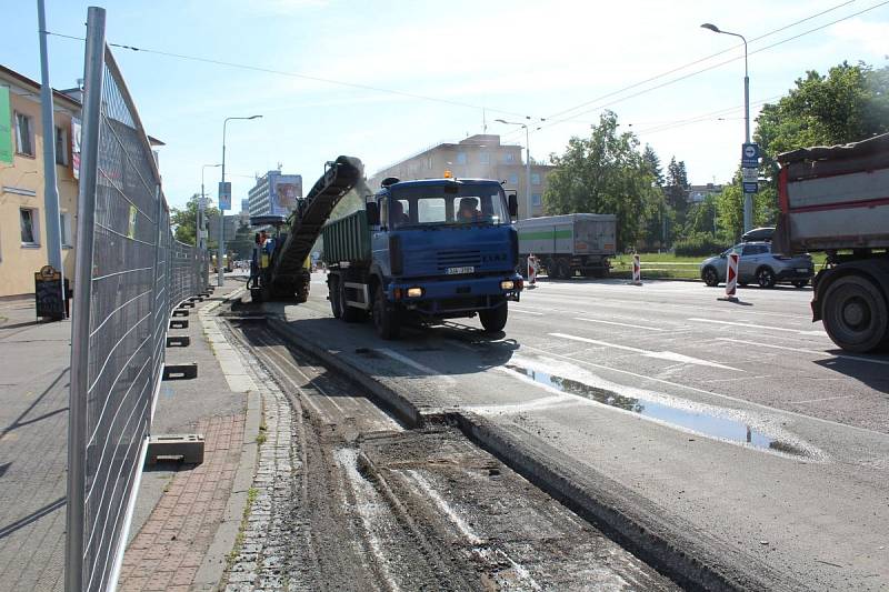 Začala oprava frekventované křižovatky U Marka v Pardubicích