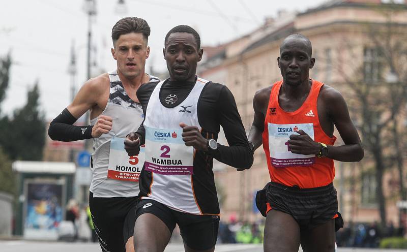 Vítězem Pardubického vinařského půlmaratónu a Mistrovství ČR mužů a žen v půlmaratonu 2019 v ulicích města Pardubic se stal Jiří Homoláč.