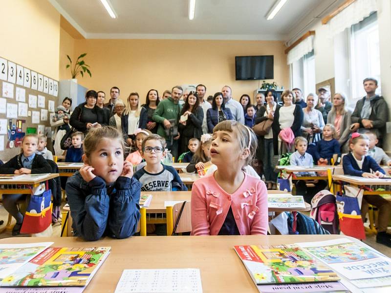 První školní den na ZŠ Benešovo náměstí v I. A.