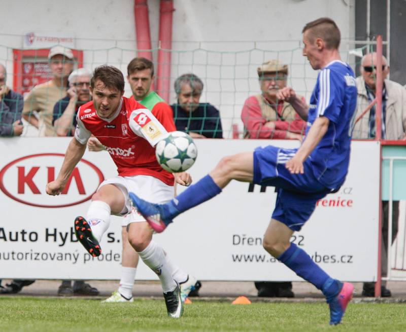 Utkání Fortuna národní ligy Pardubice - Třinec (2:0).