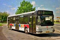 První nízkopodlažní autobusy ve flotile pardubického dopravního podniku se na jeden den vrátí na silnice.