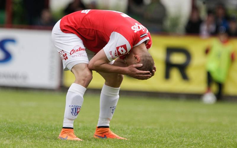 Utkání Fortuna národní ligy Pardubice - Třinec (2:0).