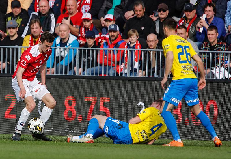 Fobalové utkání Fortuna ligy mezi FK Pardubice a FK Teplice.