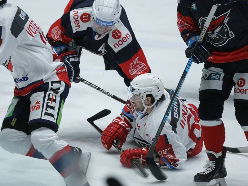 Hokejová extraliga: HC Dynamo Pardubice - Piráti Chomutov.