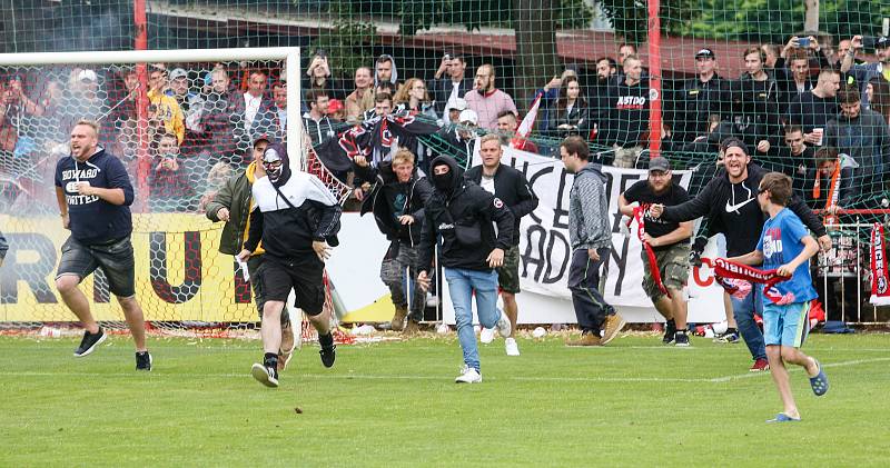 Fotbalová FORTUNA:NÁRODNÍ LIGA: FK Pardubice - FK Slavoj Vyšehrad.