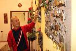 EMIL LACINA z Úpice má doma sbírku visacích zámků. Předsíň mu zdobí více než čtyři stovky exponát
