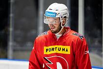 Hokejisté Dynama Pardubice začali další týden přípravy.