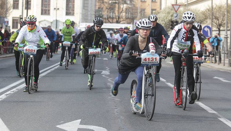 Pardubický vinařský půlmaratón a Mistrovství ČR mužů a žen v půlmaratonu 2019 v ulicích města Pardubic.