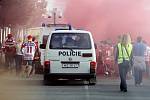 Fanoušci na hokejovém derby Hradec Králové - Pardubice.