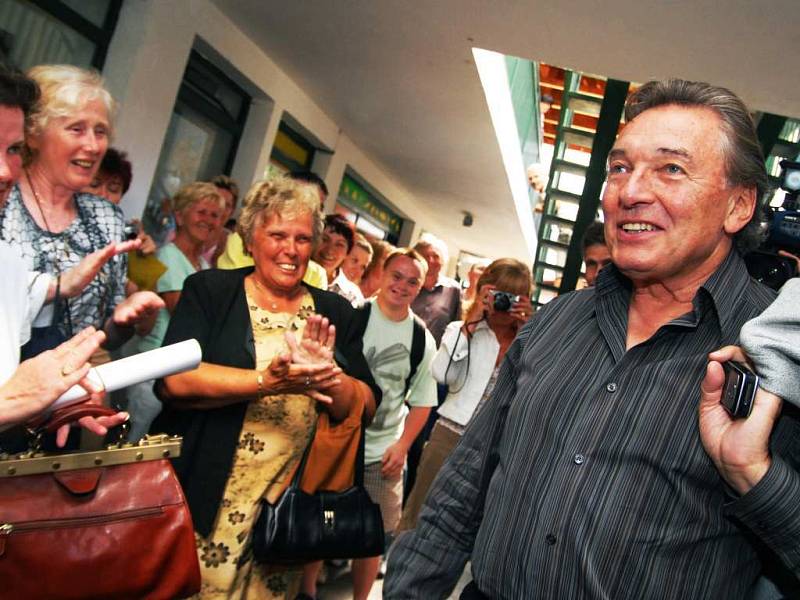 Karel Gott v Pardubicích