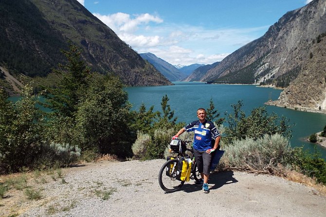 Na kole Kanadou. Pardubický cyklista Jan Kovář projel tuto zemi na kole ze západu na východ.