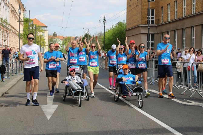 Běžci v sobotu ovládli Pardubice.