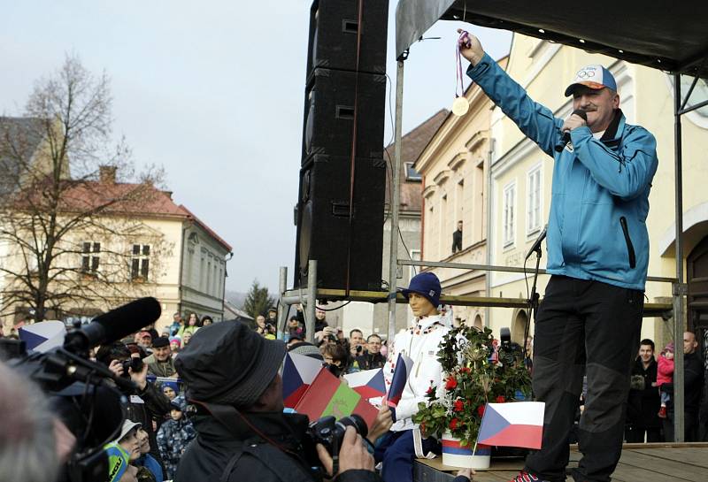 Ondřej Moravec slavil se svým Letohradem tři olympijské medaile ze Soči.