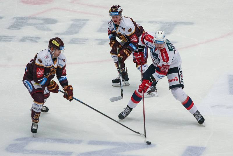 Zápas 19. kola hokejové extraligy mezi HC Dukla Jihlava a HC Dynamo Pardubice.