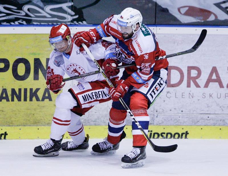 Čtvrtý zápas čtvrtfinále play off Dynamo Pardubice - Oceláři Třinec 3:0.