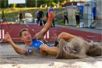 Z Pardubického atletického mítinku. V akci Jiří Vondráček