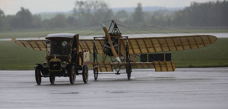 Letecká show Aviatická pouť v Pardubicích