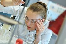 Mladí chemici poměří síly na Univerzitě Pardubice.