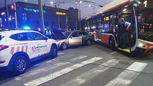 Městská policie řešila nehodu v křižovatce v centru města