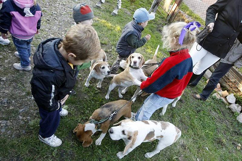 Ve čtvrtek proběhla u kaple svaté Anny simulace parforsních honů