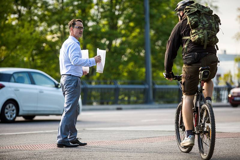 Snídaně pro cyklisty v Pardubicích.